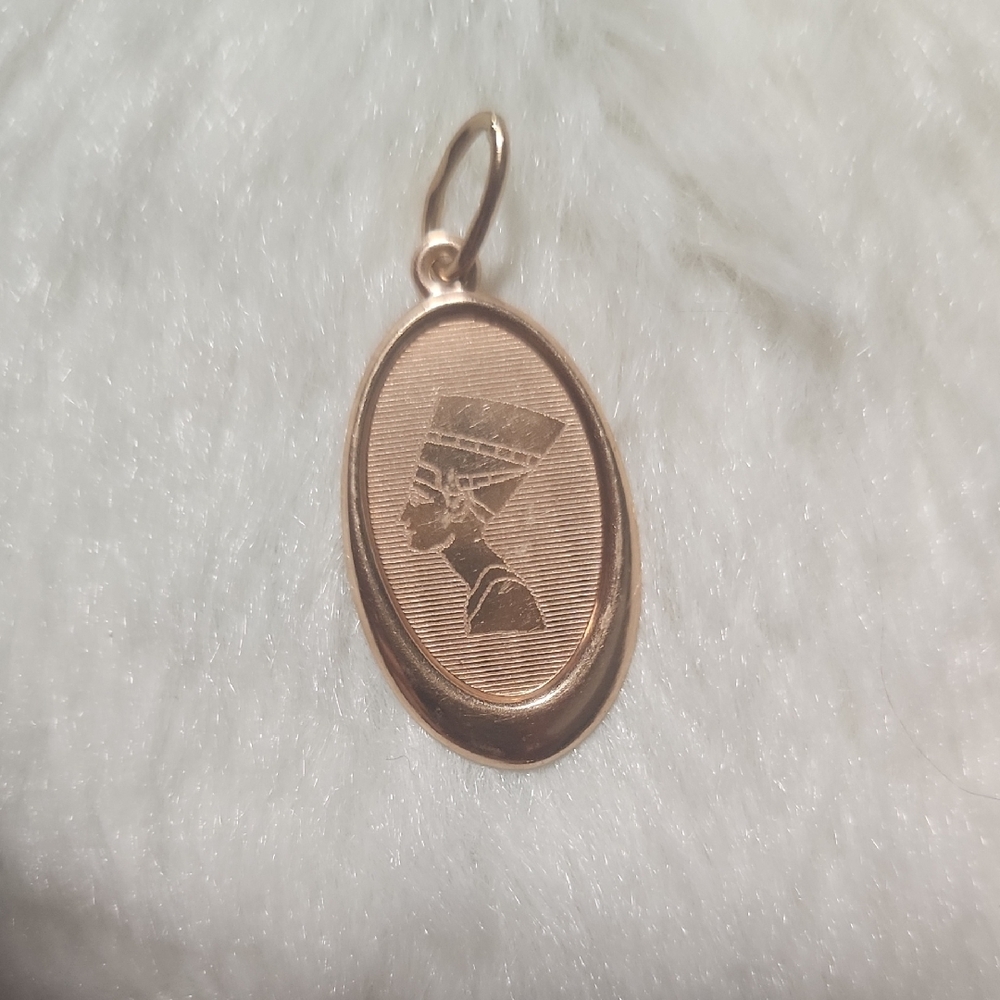 Egyptian Queen Nefertiti Pendant Russian Rose Gold 585/14K